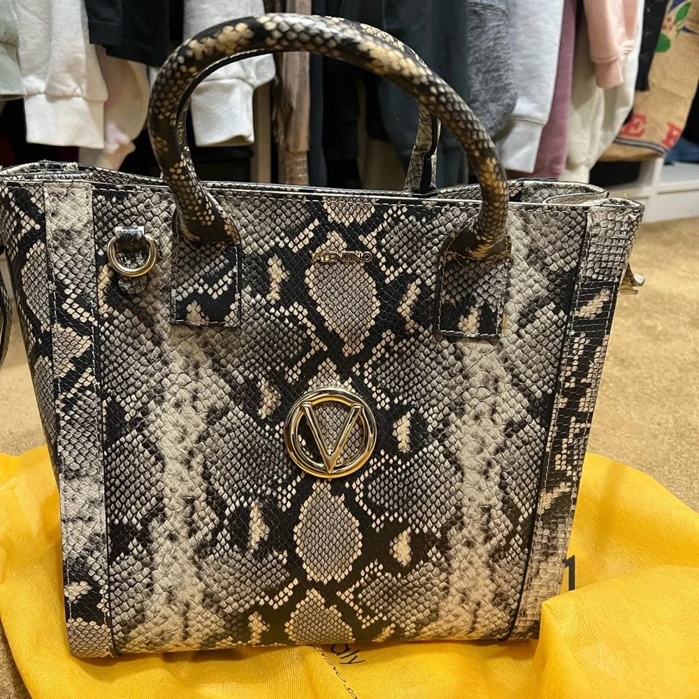 Valentino python handbag - Picture 1 of 3